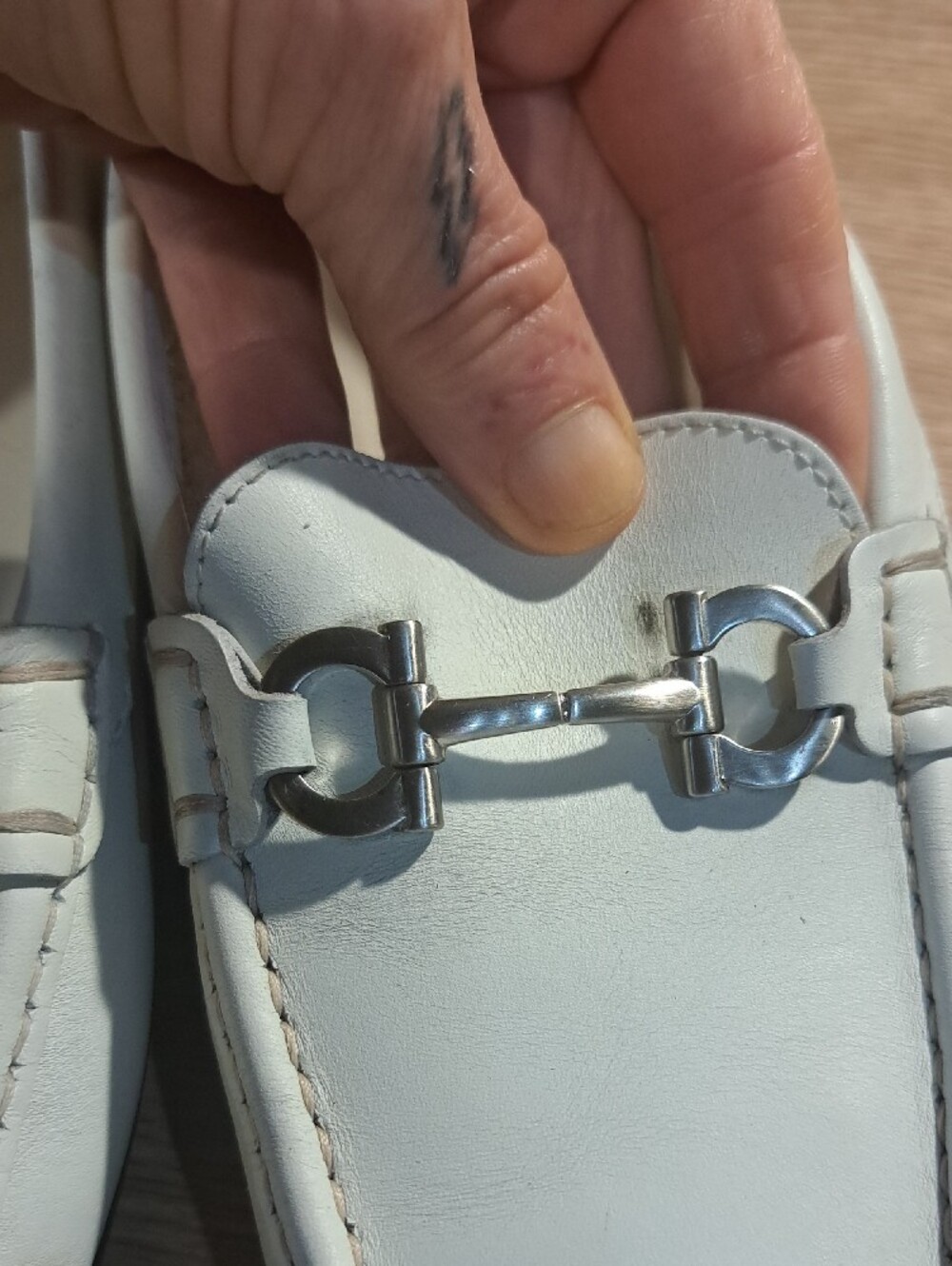 Salvatore Ferragamo Gancini Driving Flats 9.5 - Picture 7 of 14